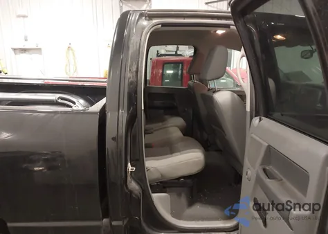 2008 Dodge Ram 1500 Slt z USA, uszkodzony, nr VIN 1D7HU18208J239868